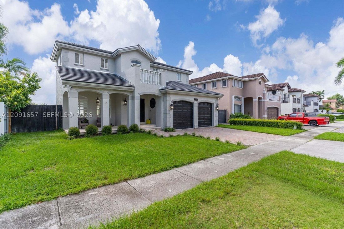 House in Miami, Florida, United States 3 - 18905725