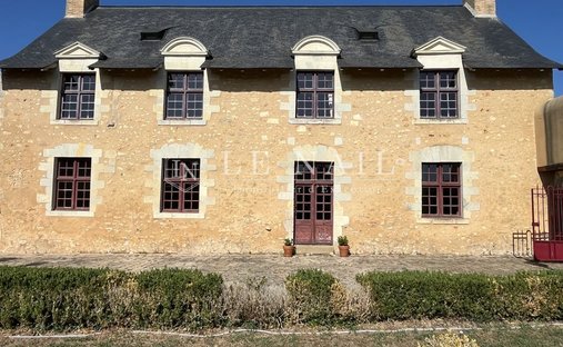 Finca en Centre Ville Sud, La Flèche, Francia 1