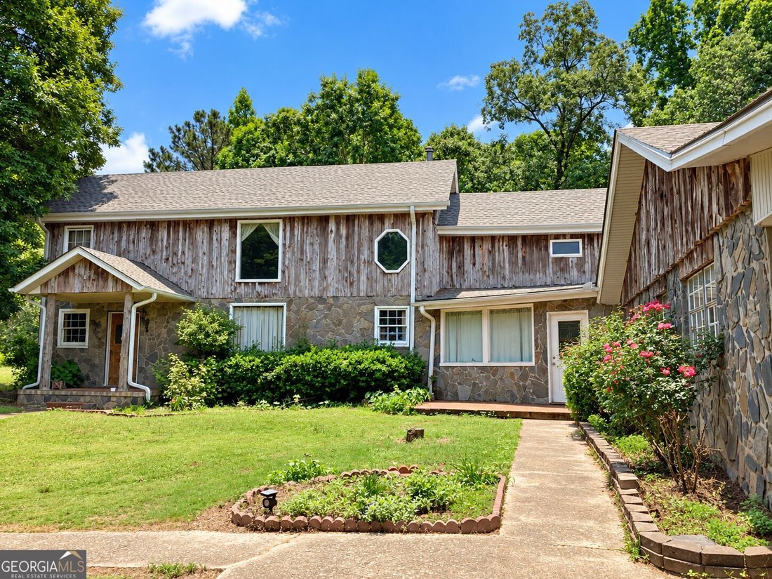 House in Barnesville, Georgia, United States 3 - 18132874