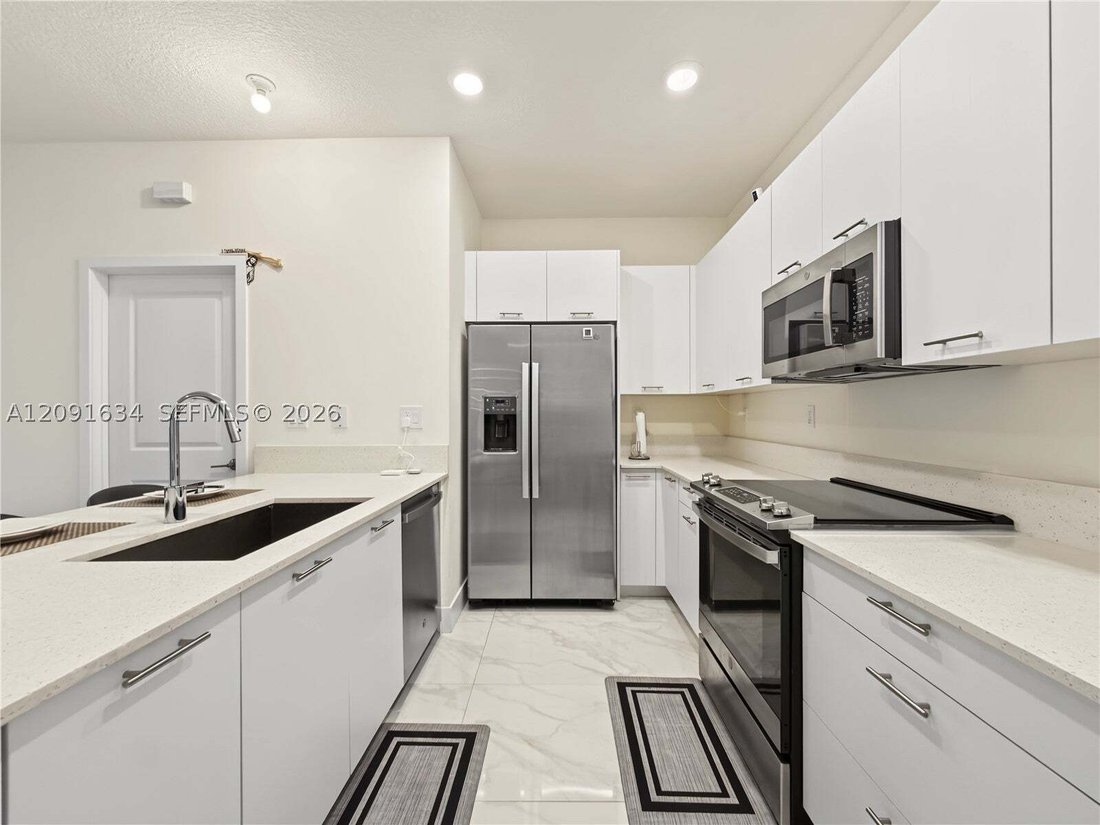 Residenza a Miami Springs, Florida, Stati Uniti 5 - 18909711