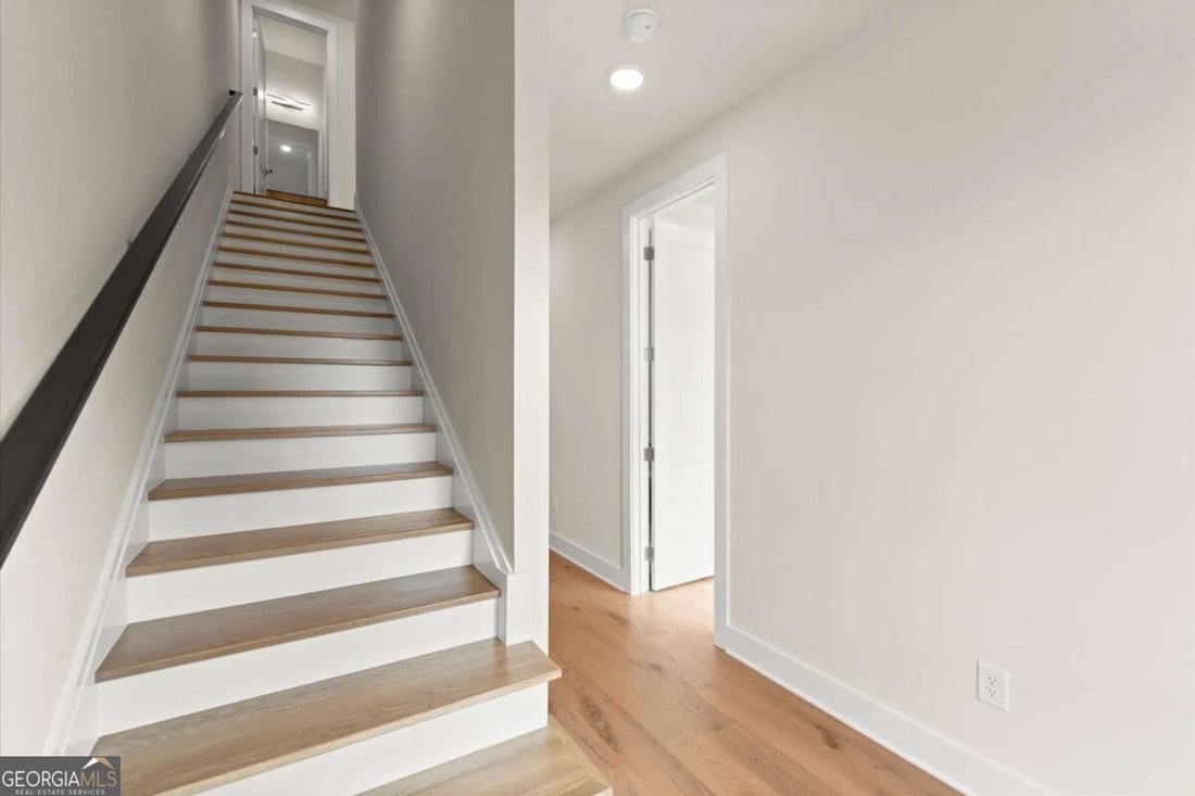 Townhouse in Alpharetta, Georgia, United States 4 - 18915533