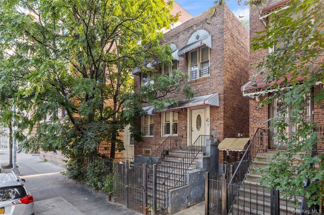 House in New York, New York, United States 1 - 18905757