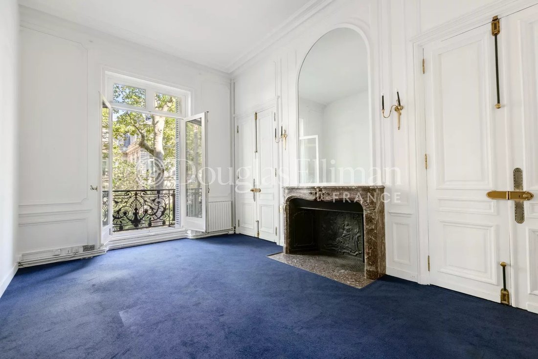 Apartment in Parc Monceau, Paris 8e Arrondissement, Paris 3 - 18915883