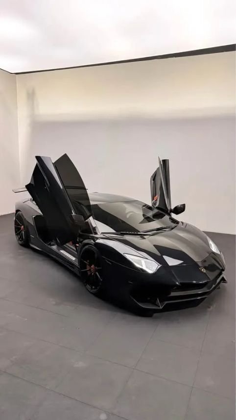 Coupe in Opa Locka, FL, United States 4 - 18907373