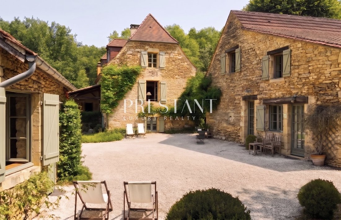 Maison à Sarlat-la-Canéda, Nouvelle-Aquitaine, France 1 - 18613748