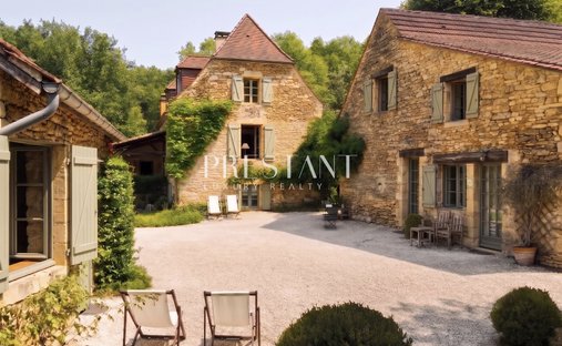 Maison à Sarlat-la-Canéda, Nouvelle-Aquitaine, France 1