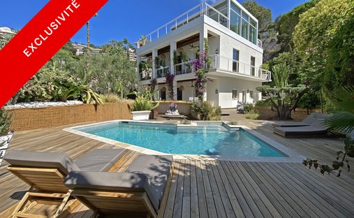 House in Le Port, Villefranche-sur-Mer, France 1