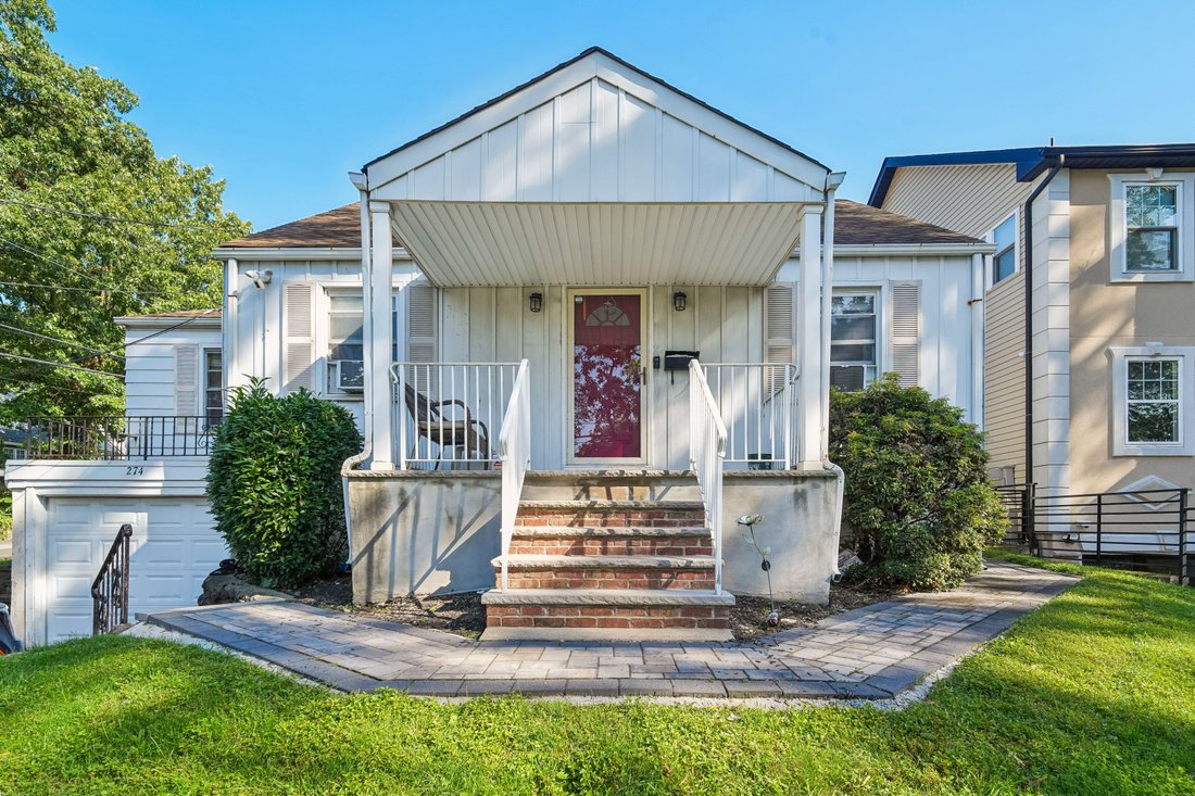 House in Nutley, New Jersey, United States 2 - 18908177