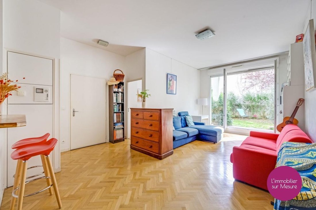 Apartment in Bas Belleville, Paris 19e Arrondissement, Paris 2 - 18911089