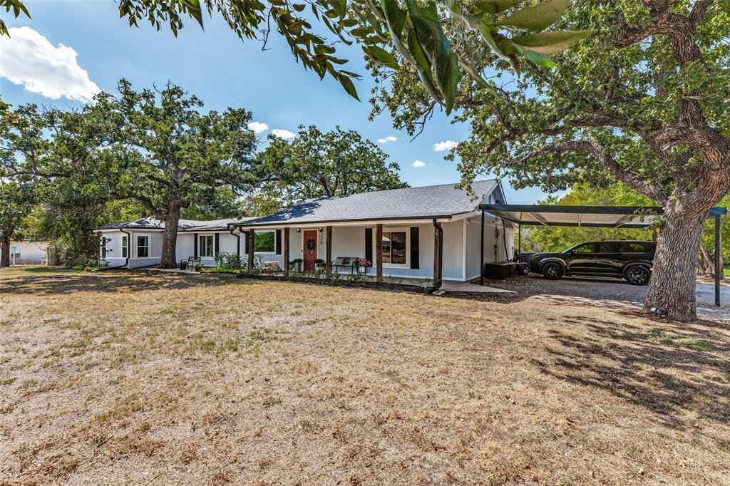 House in Azle, Texas, United States 1 - 18915501