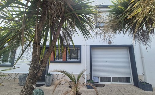 House in Le Fief-La Garenne, Royan, France 1