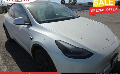2025 Tesla Model Y Long Range in Newport beach, CA, United States 1