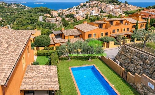 Casa en Bagur, Cataluña, España 1