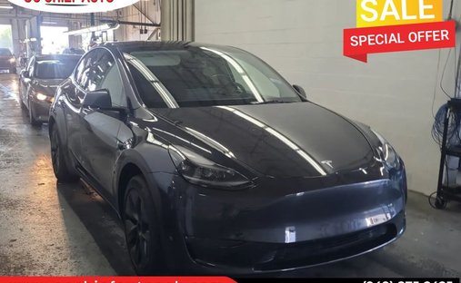 2025 Tesla Model Y Long Range in Newport beach, CA, United States 1