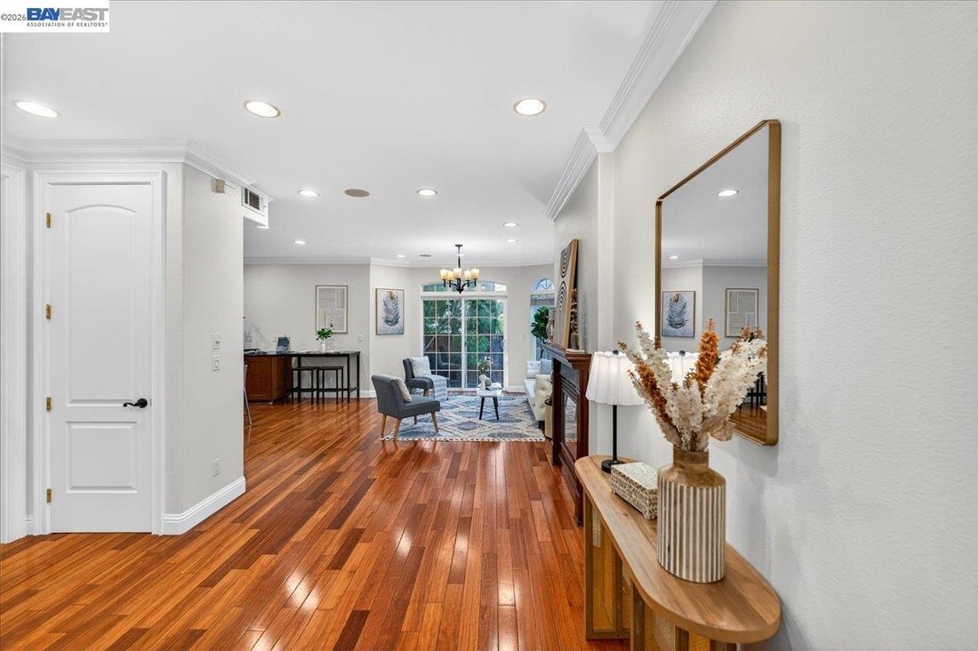 Townhouse in Campbell, California, United States 1 - 18912902