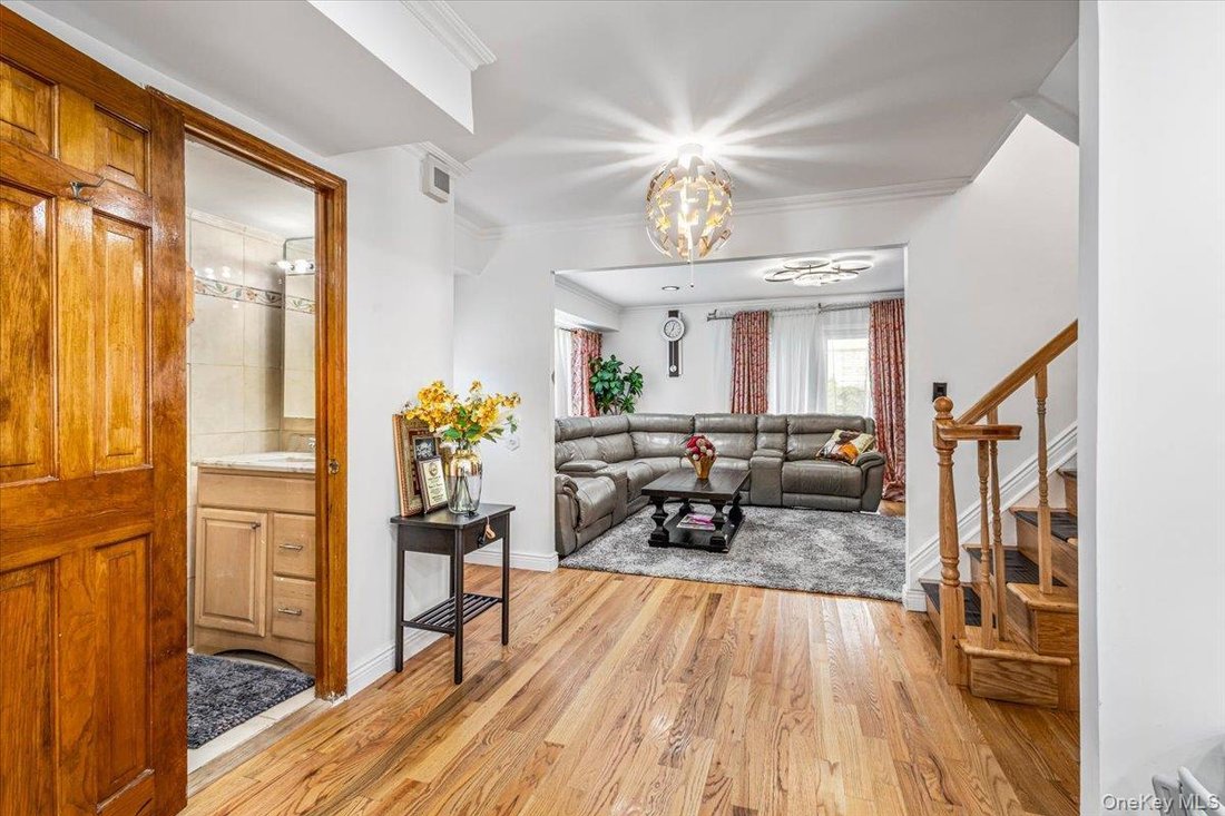 House in New York, New York, United States 2 - 18917061