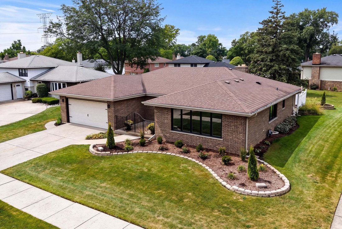 House in Orland Park, Illinois, United States 1 - 18906416