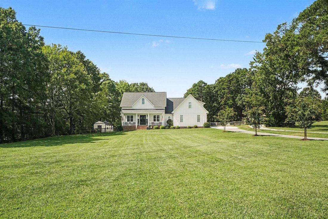 House in Mooresville, North Carolina, United States 2 - 18918330