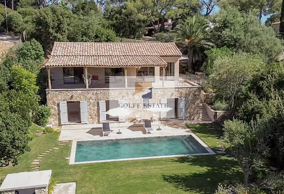 Villa in La Croix-Valmer, Provence-Alpes-Côte d'Azur, France 4 - 18911249