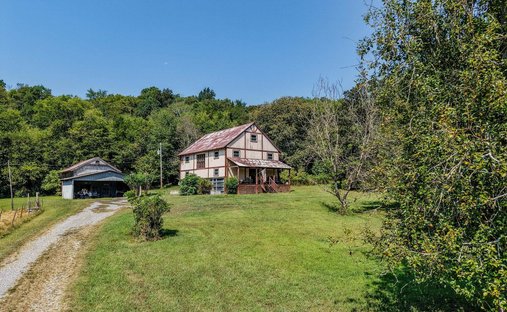 House in Fayetteville, Tennessee, United States 1