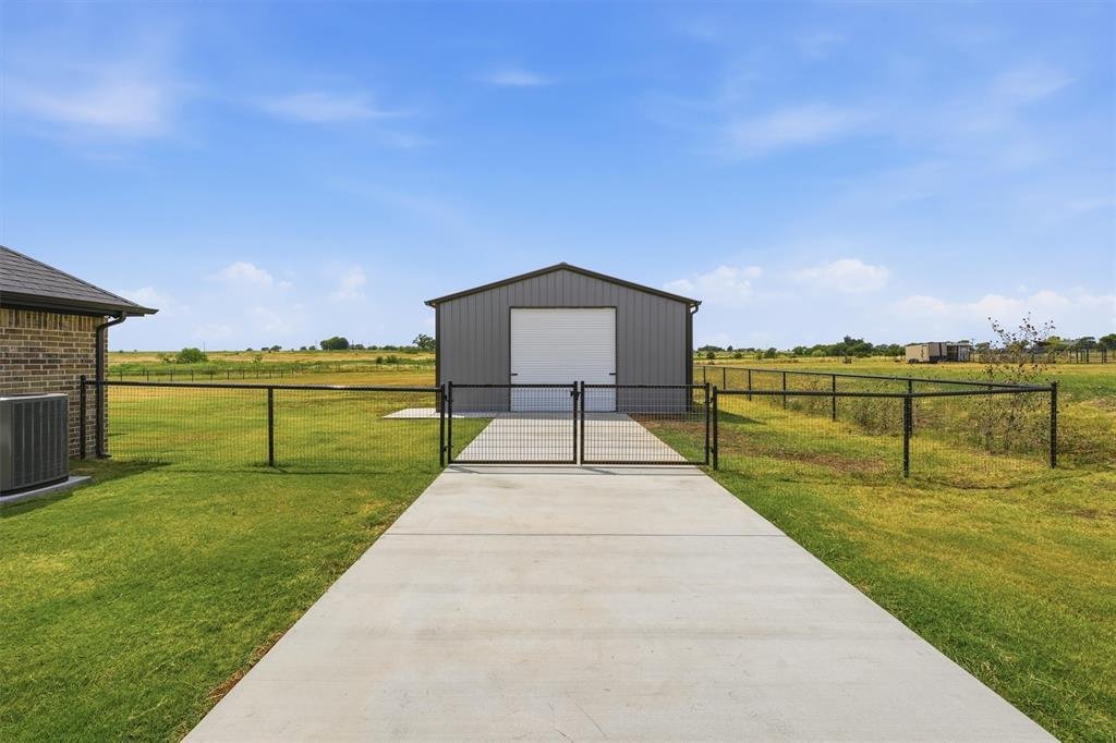 House in Godley, Texas, United States 5 - 18910564