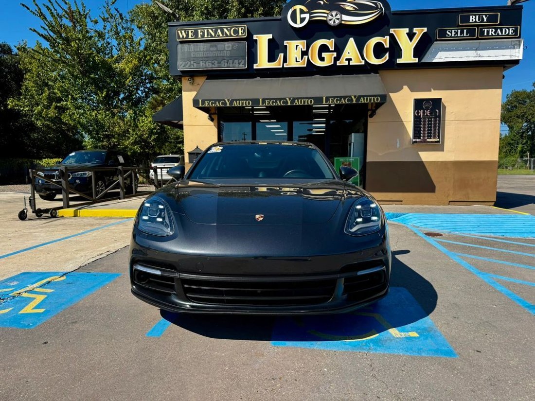 Sedan in Baton Rouge, LA, United States 5 - 18875507