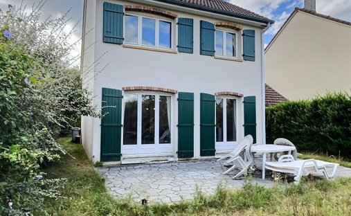 Haus in Forêt, Saint-Germain-en-Laye, Frankreich 1