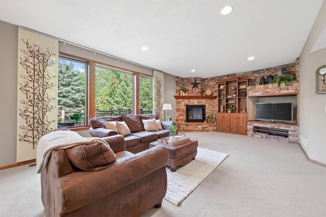 House in Savage, Minnesota, United States 5 - 18910955