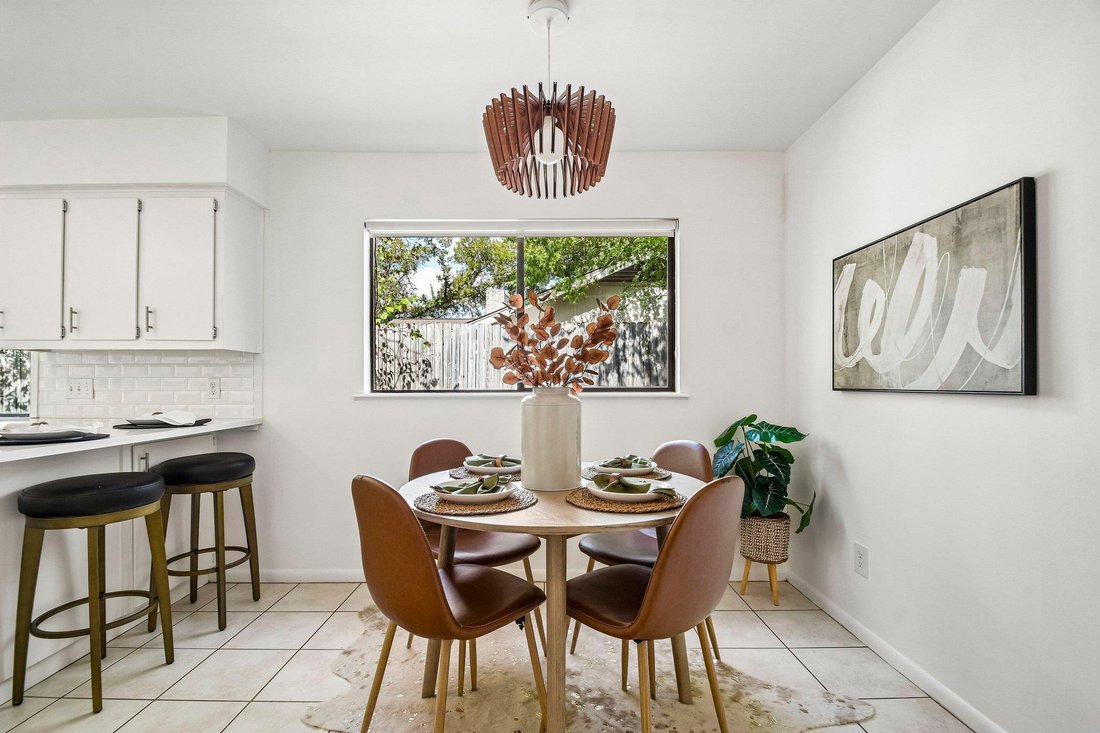 House in Austin, Texas, United States 3 - 18909373