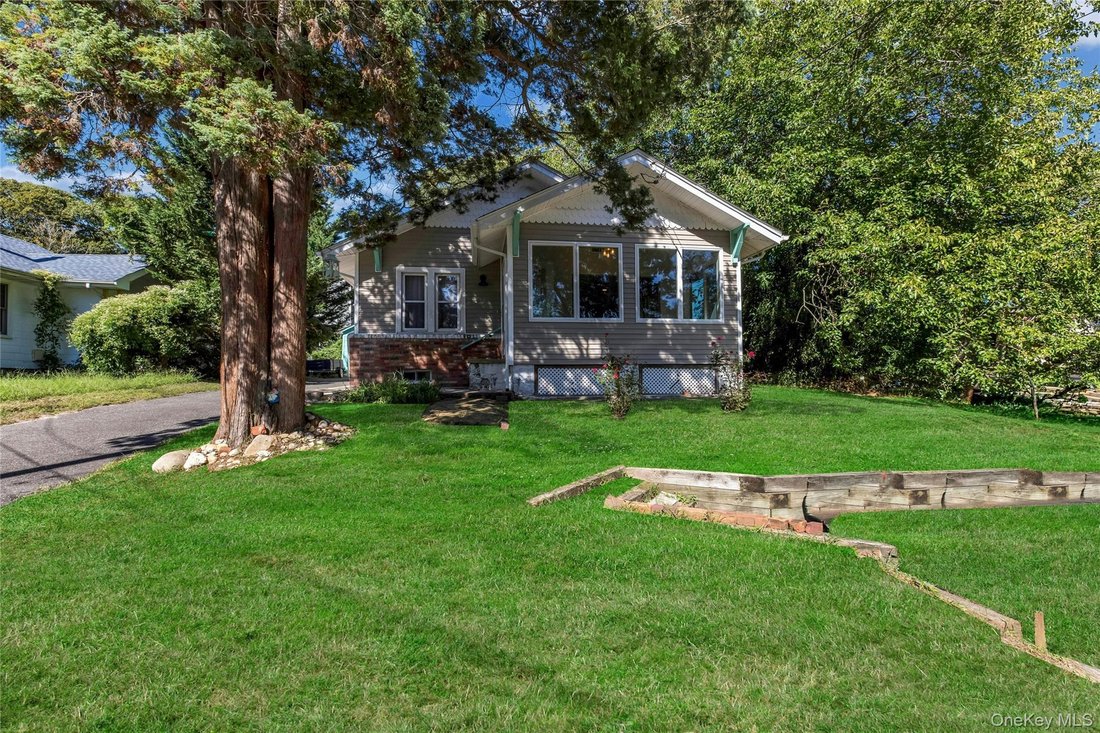 House in Lake Ronkonkoma, New York, United States 3 - 18917490