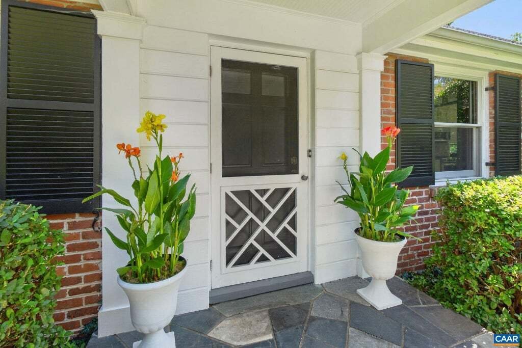 House in Charlottesville, Virginia, United States 3 - 18918504