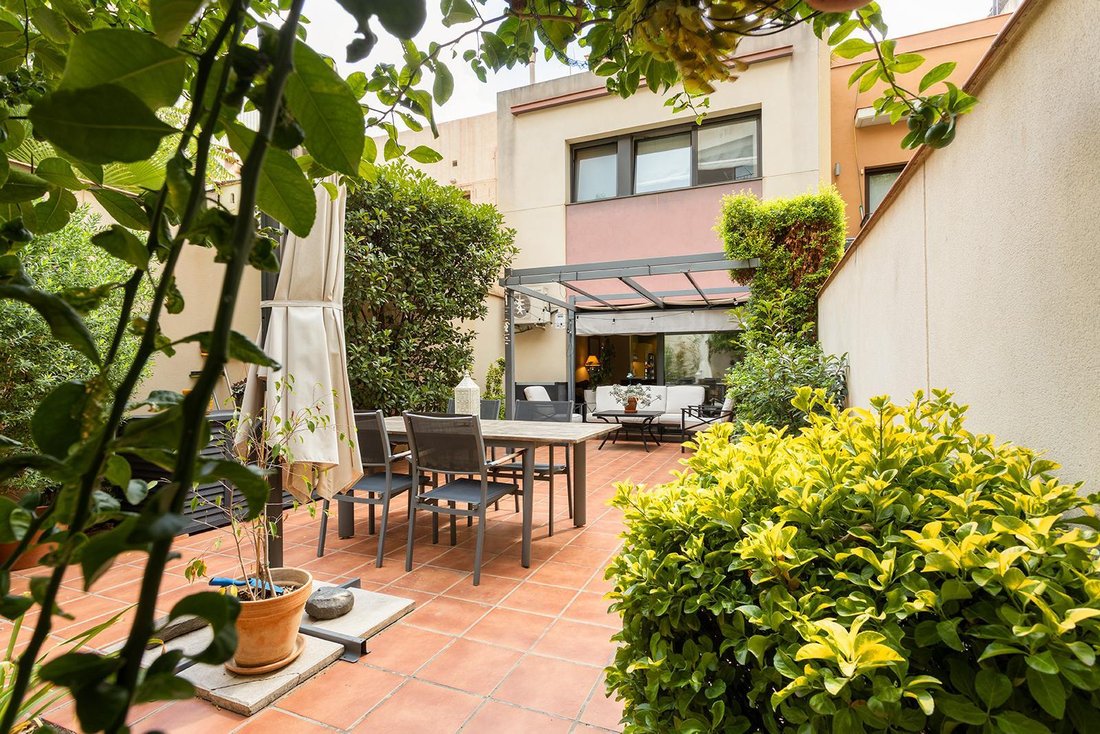 Villa in Les Corts, Barcelona, Spain 2 - 18905935