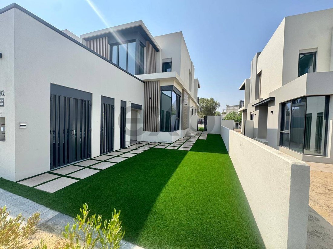 Townhouse in Jebel Ali Village, Dubai, United Arab Emirates 3 - 18679043