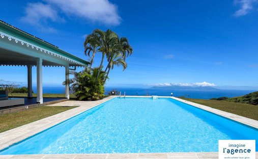 House in Puna'auia, Windward Islands, French Polynesia 1