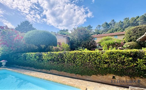 Landhaus in Entrecasteaux, Provence-Alpes-Côte d'Azur, Frankreich 1