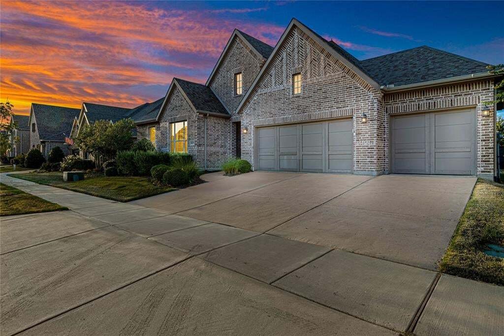 House in Little Elm, Texas, United States 2 - 18915511