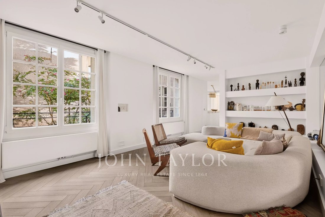 Apartment in Île Saint Louis, Paris 4e Arrondissement, Paris 1 - 18908009