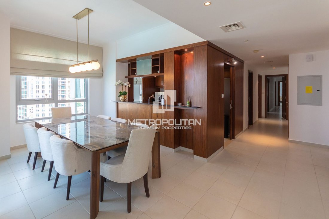 Apartment in Burj Khalifa Lake, Downtown Dubai, Dubai 3 - 18916170