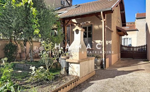 House in Oullins, Oullins-Pierre-Benite, France 1