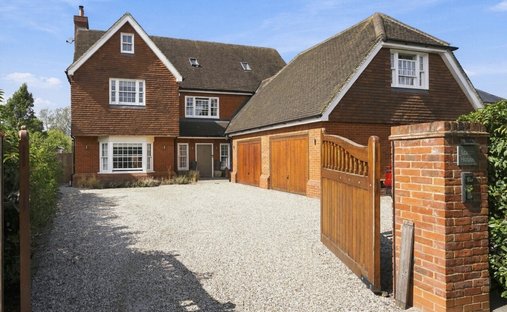 House in Felsted, England 1