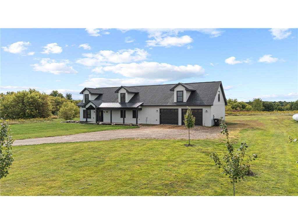House in Amery, Wisconsin, United States 5 - 18909614