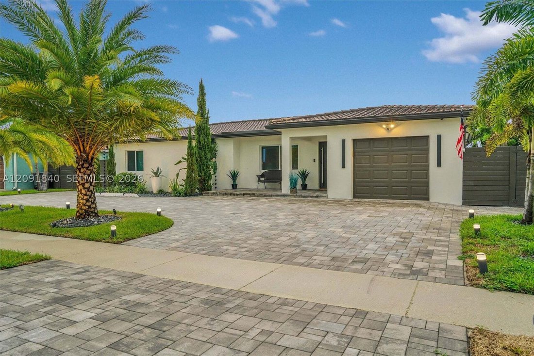 House in Boca Raton, Florida, United States 4 - 18909738