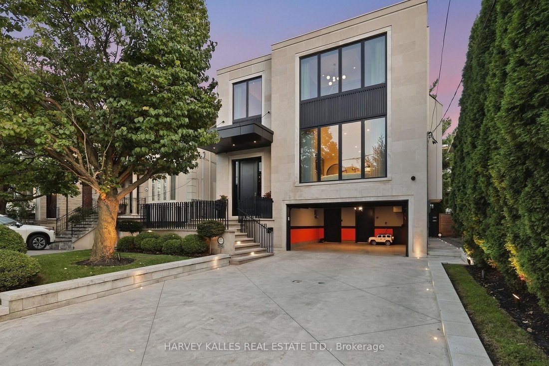 House in Toronto, Ontario, Canada 2 - 18912211