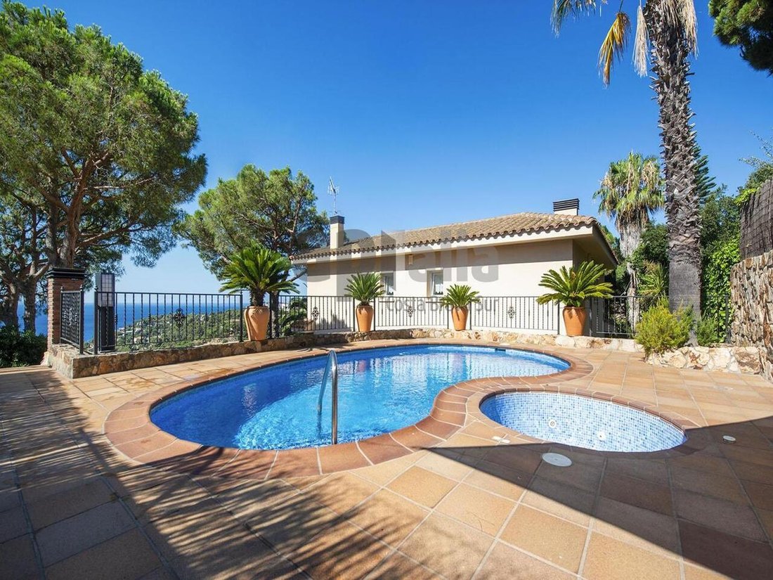Haus in Lloret de Mar, Katalonien, Spanien 1 - 18918948