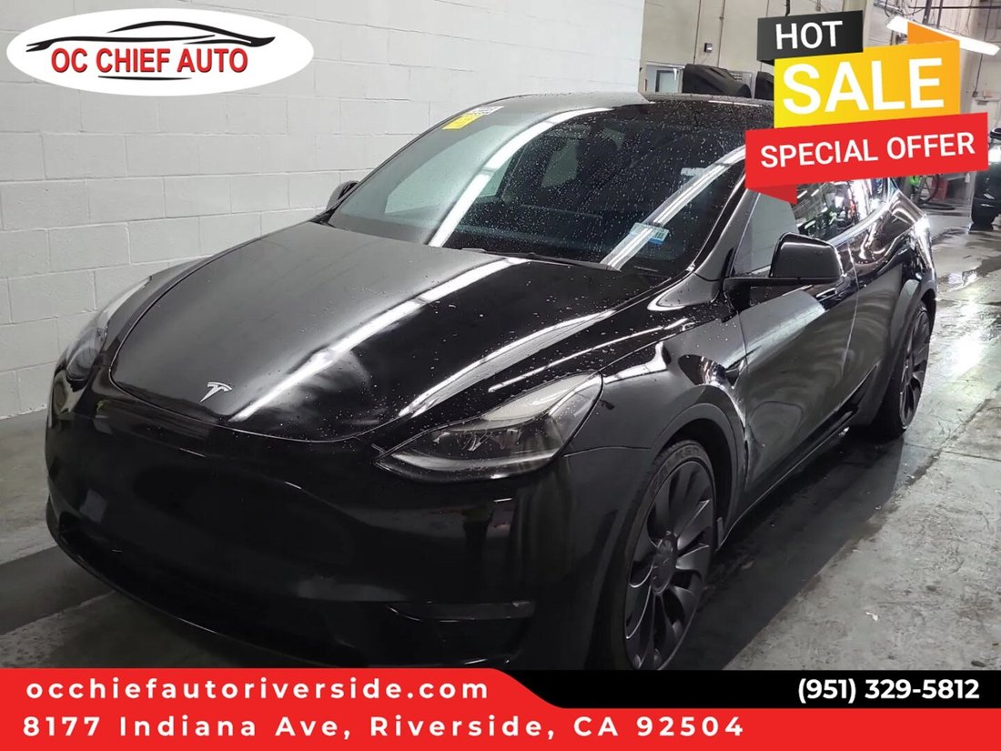 Suv in Riverside, CA, United States 1 - 18913835