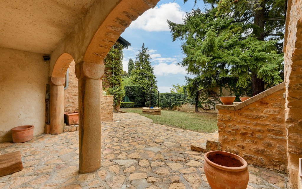 Haus in Collonges-au-Mont-d'Or, Auvergne-Rhone-Alpen, Frankreich 5 - 18907639