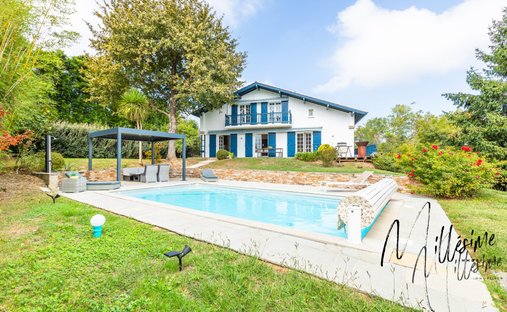 House in Arbonne, Nouvelle-Aquitaine, France 1