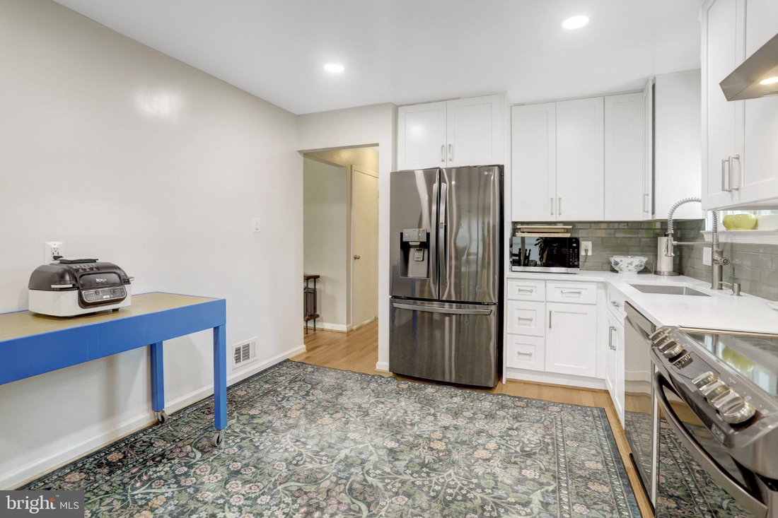 House in North Springfield, Virginia, United States 5 - 18905305