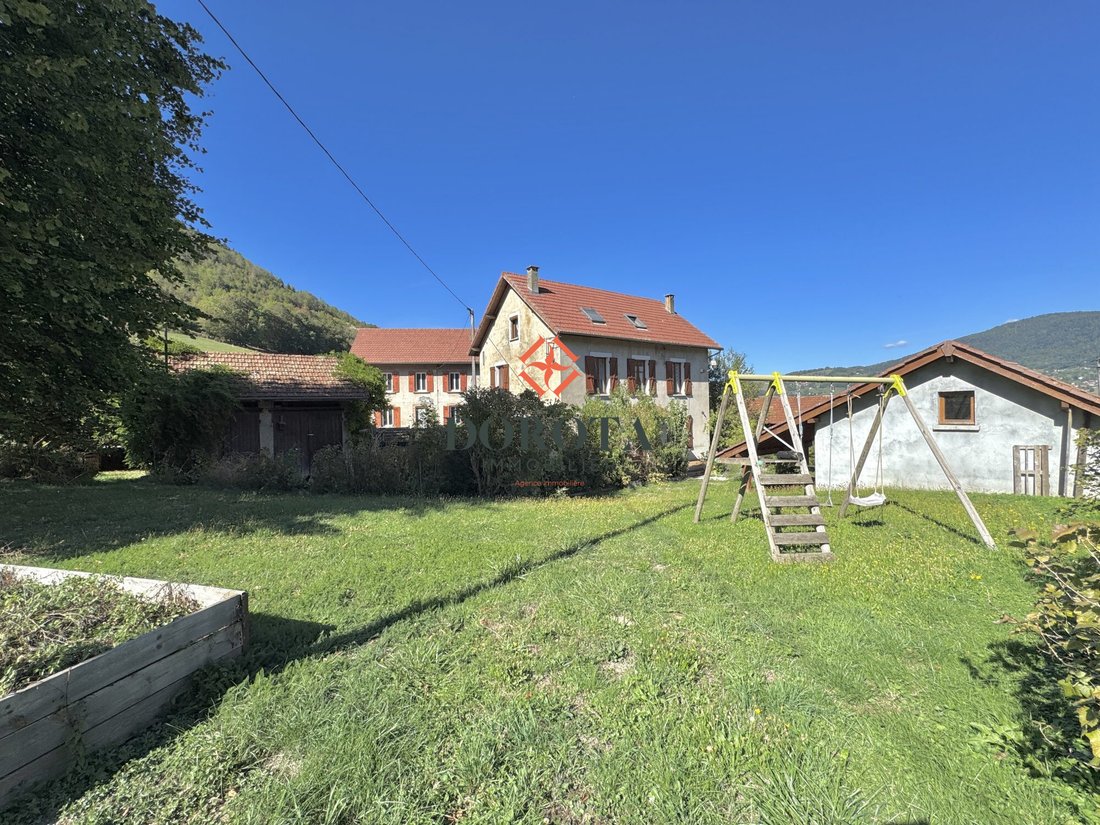 House in Saint-Martin-d'Uriage, Auvergne-Rhône-Alpes, France 4 - 18912527