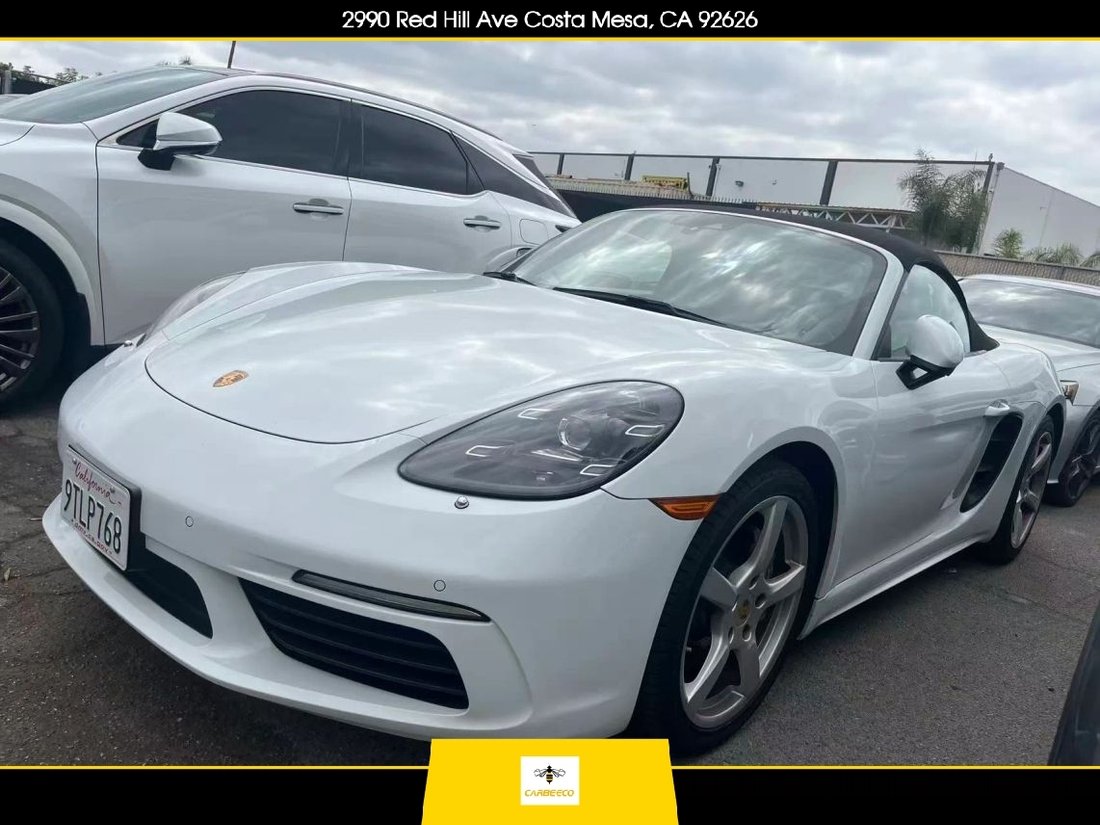 Cabriolet in Costa Mesa, CA, United States 1 - 18911868